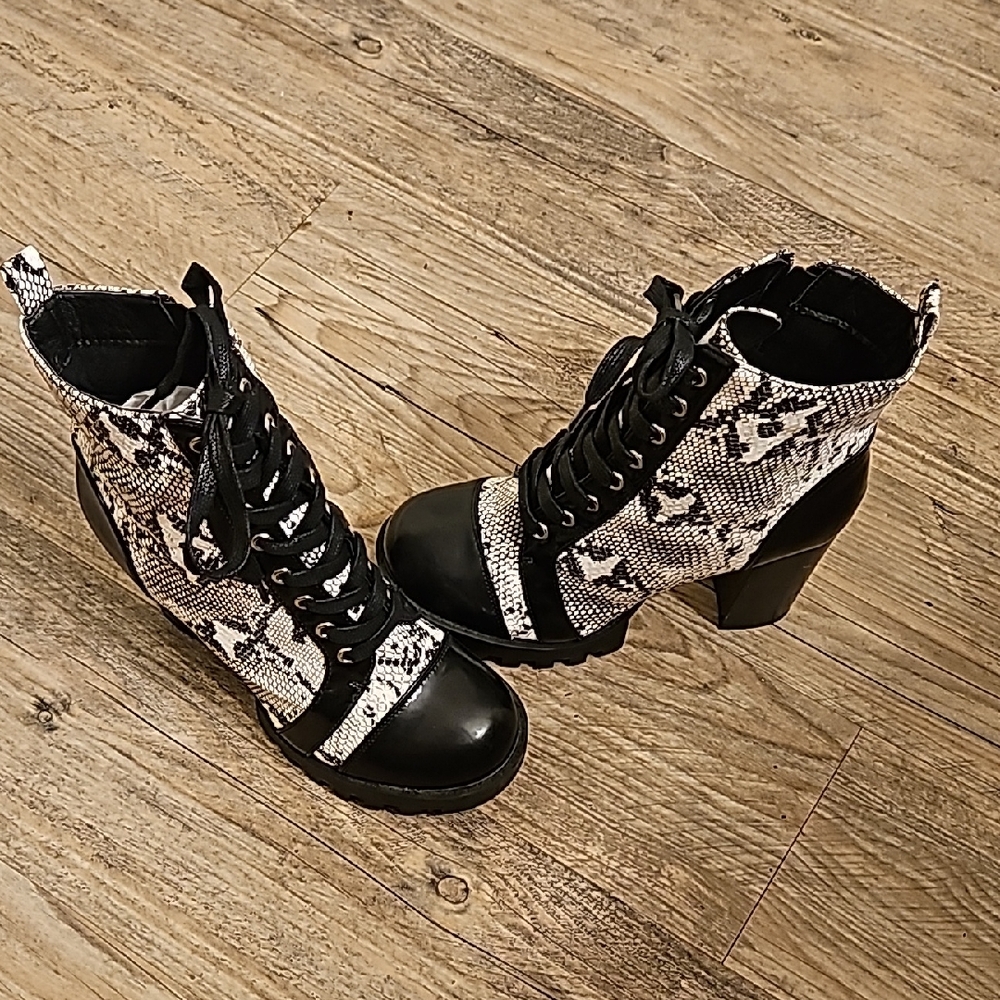 Wild Diva Black and Snake Print Lace Up Boots
